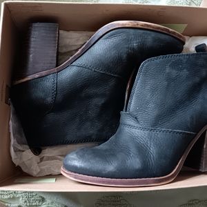 Ladies lucky brand boots 9.5m black leather